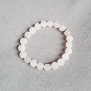 Bracelet de quartz rose et petits séparateurs argentés